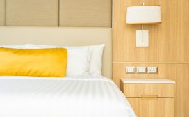 1-star room with capacity for 5